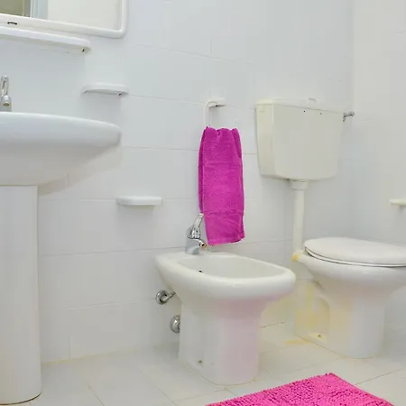 Pinewood Διαμέρισμα *